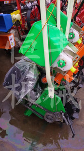 小型汽油挖坑机图片全解析 高效施肥与林业作业的得力助手